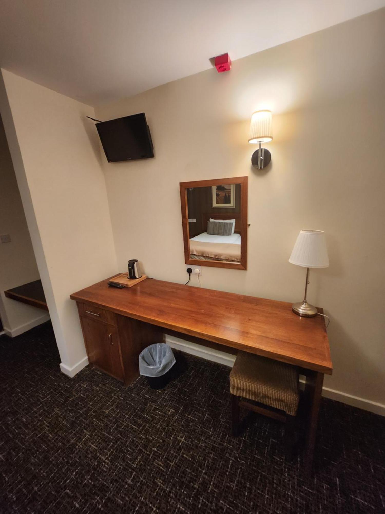 Red Lion Inn & Motel Йорк Екстер'єр фото