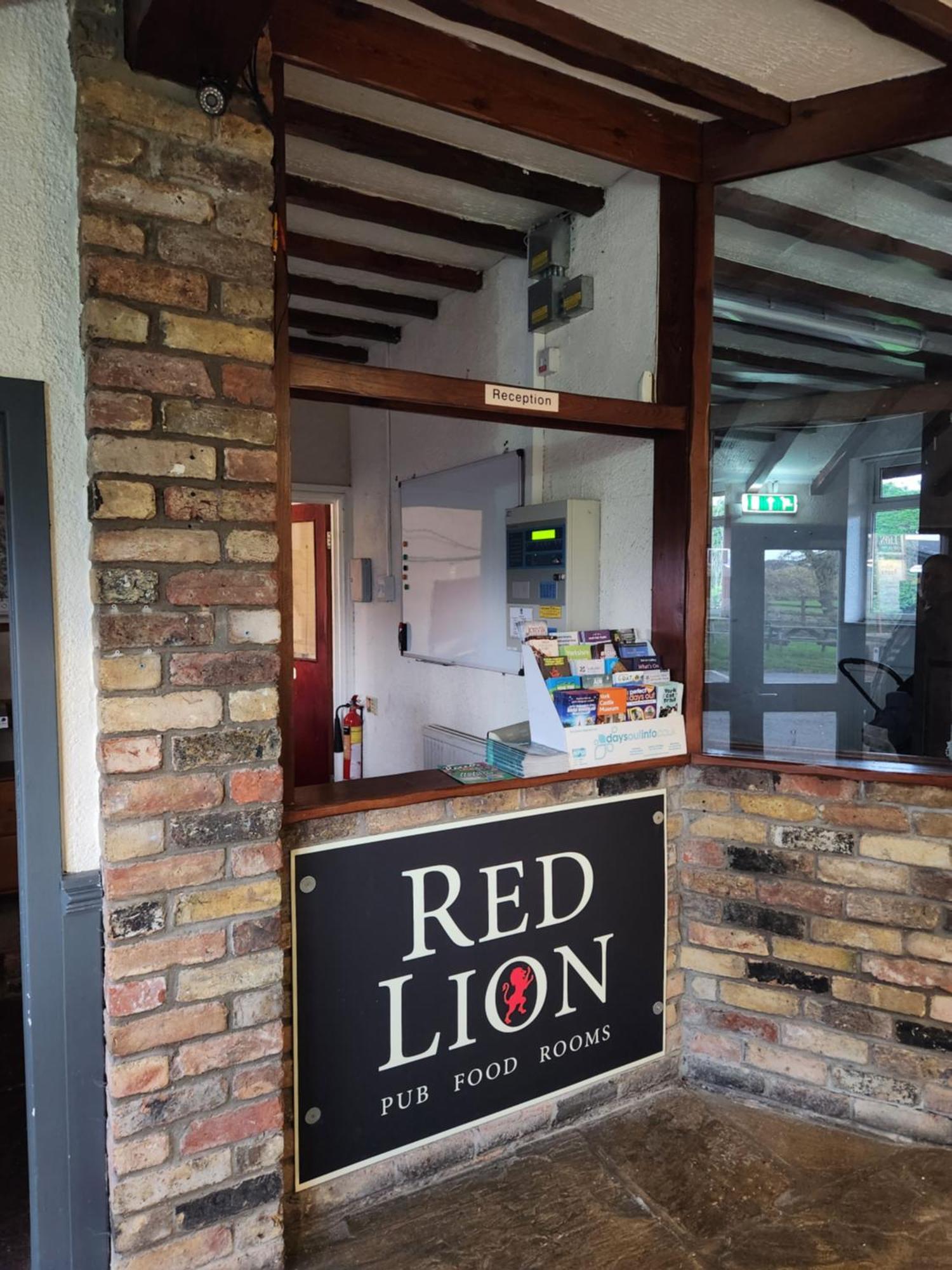 Red Lion Inn & Motel Йорк Екстер'єр фото